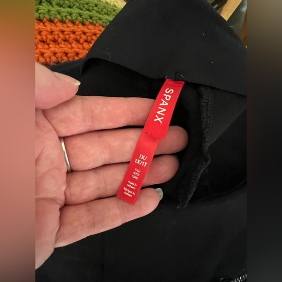 Spanx pull on pants - Picture 5 of 5